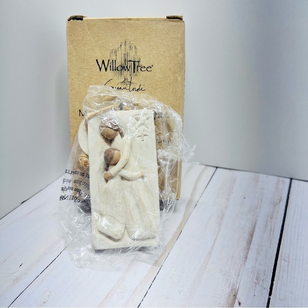 Willow Tree NEW in Box Mother and Daughter Ornament 2001
